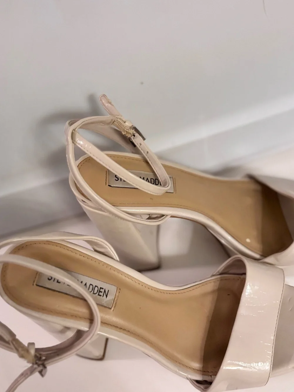 Steve Madden Cream Patent Platform Block Heels